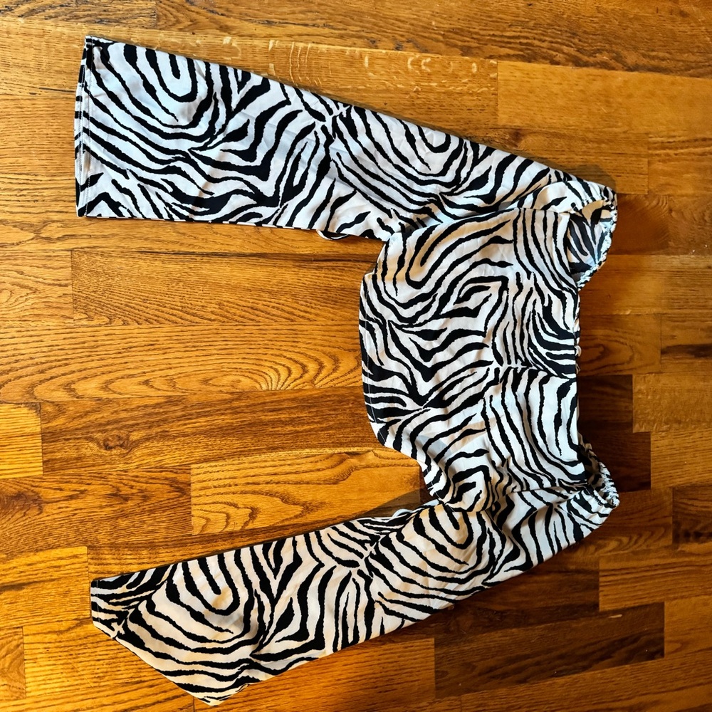 Zebra top